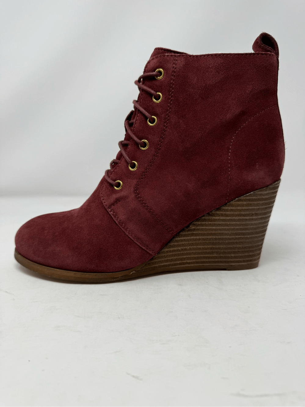 Diba Blake Suede Bootie Burgundy Ankle Boot Lace Up Wedges Size 9.5 NWOB